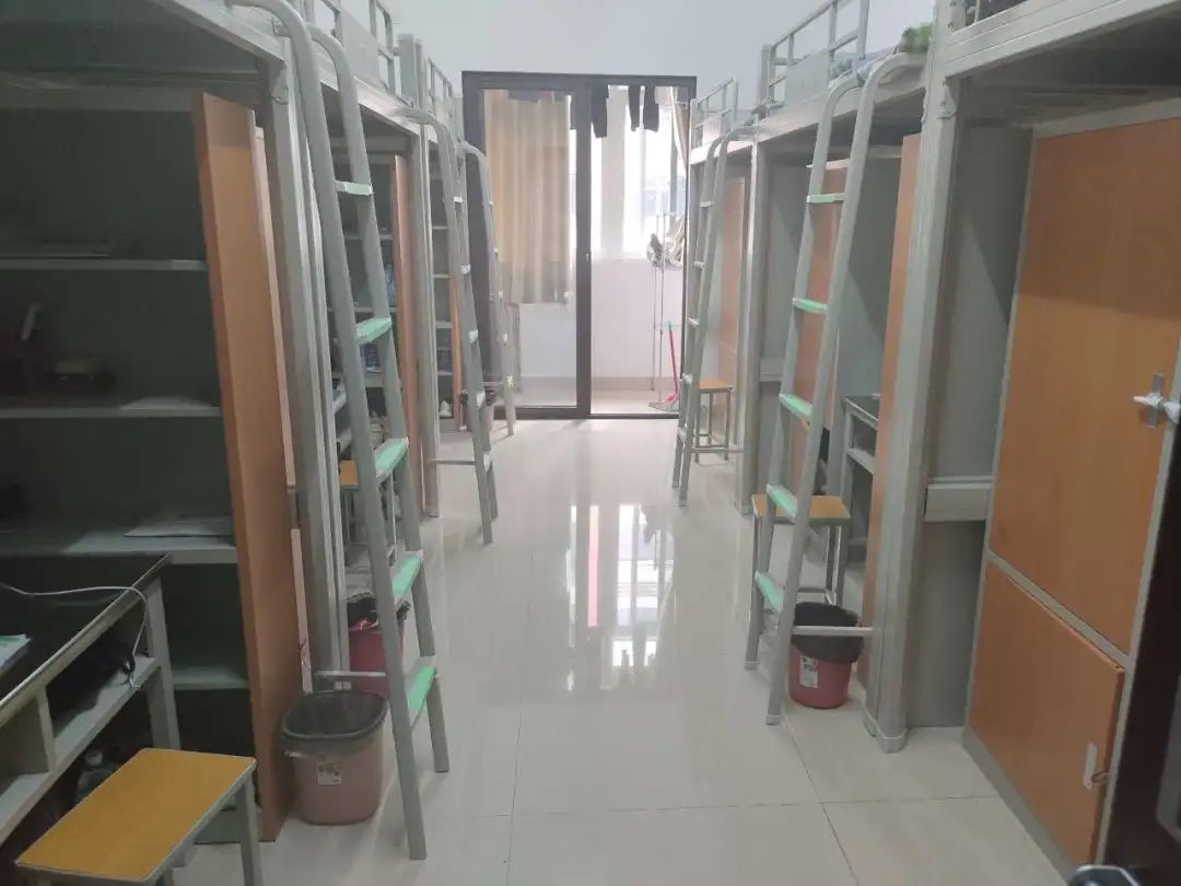 郑州铁路职业技术学院宿舍条件怎么样，有空调吗（含宿舍图片）
