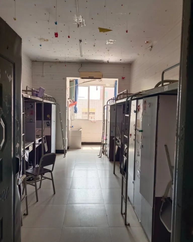 重庆幼儿师范高等专科学校宿舍条件怎么样，有空调吗（含宿舍图片）