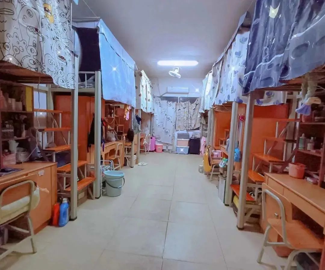 湘潭大学兴湘学院宿舍条件怎么样,有空调吗(含宿舍图片) 湘潭大学兴湘学院宿舍条件怎么样,有空调吗(含宿舍图片)