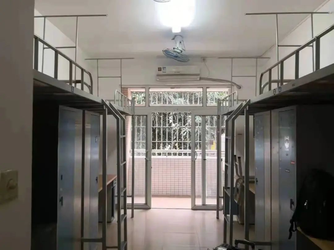 电子科技大学中山学院宿舍条件怎么样，有空调吗（含宿舍图片）