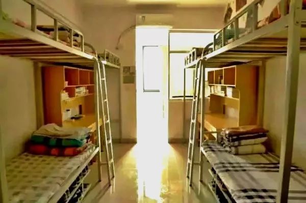 南阳理工学院宿舍条件怎么样，有空调吗（含宿舍图片）