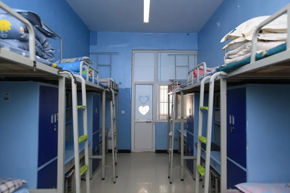 鹤壁职业技术学院宿舍条件怎么样,有空调吗(含宿舍图片) 鹤壁职业技术学院宿舍条件怎么样,有空调吗(含宿舍图片)