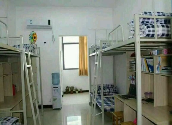 湖南吉利汽车职业技术学院宿舍条件怎么样，有空调吗（含宿舍图片）