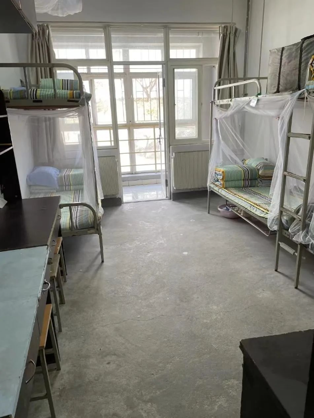 青岛大学宿舍条件怎么样，有空调吗（含宿舍图片）