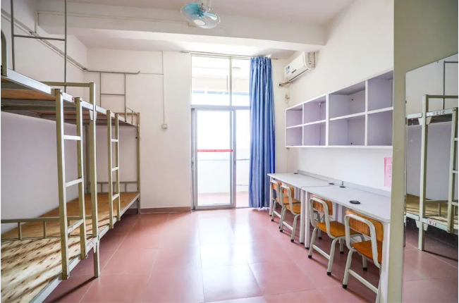 广东外语外贸大学南国商学院宿舍条件怎么样，有空调吗（含宿舍图片）