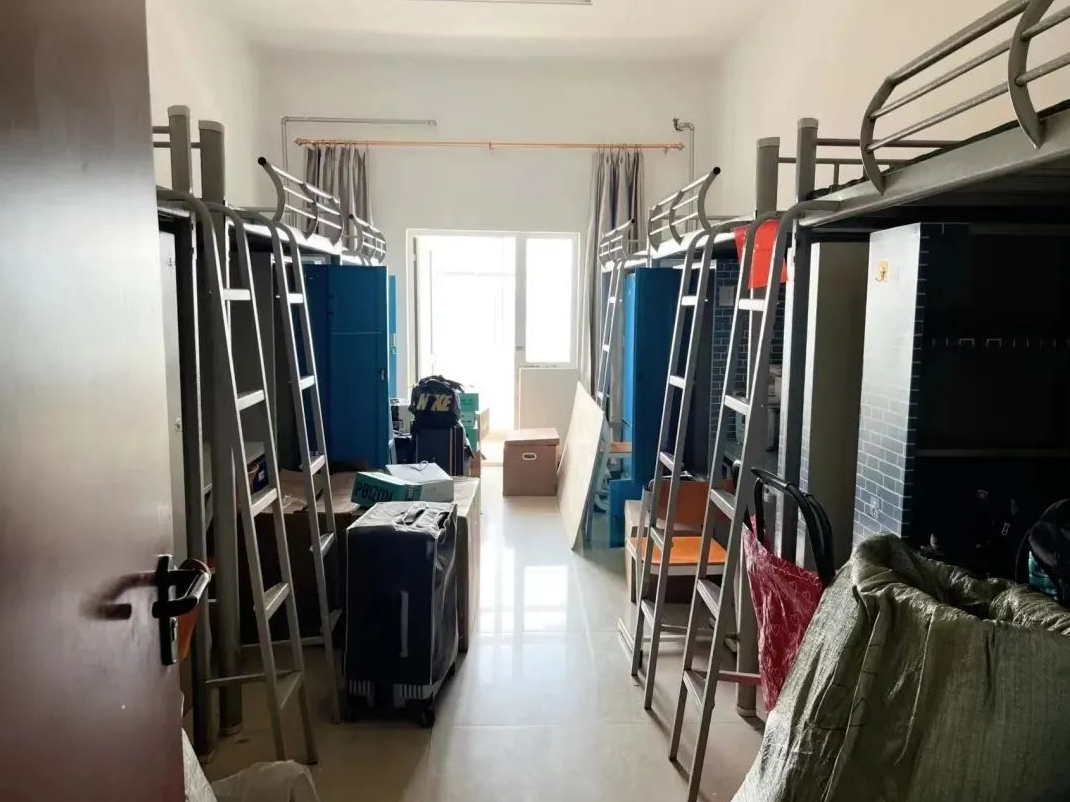 鄂尔多斯应用技术学院宿舍条件怎么样，有空调吗（含宿舍图片）