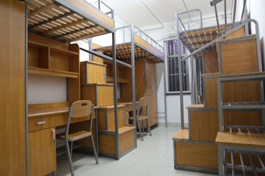 复旦大学宿舍条件怎么样，有空调吗（含宿舍图片）