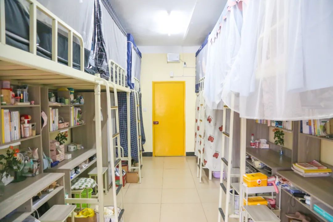 四川托普信息技术职业学院宿舍条件怎么样，有空调吗（含宿舍图片）