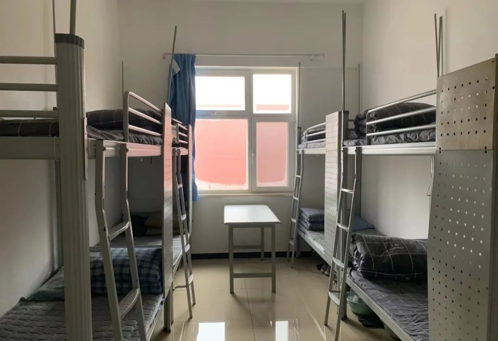 河北东方学院宿舍条件怎么样，有空调吗（含宿舍图片）