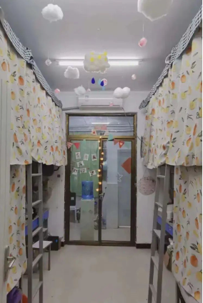 郑州经贸学院宿舍条件怎么样，有空调吗（含宿舍图片）