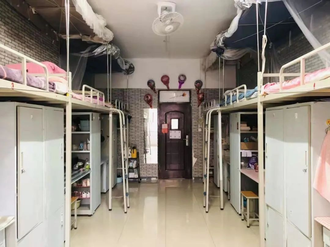 信阳学院宿舍条件怎么样，有空调吗（含宿舍图片）