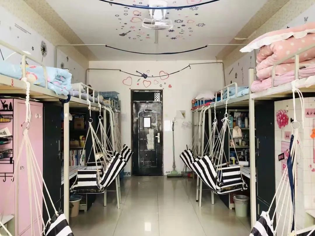 信阳学院宿舍条件怎么样，有空调吗（含宿舍图片）