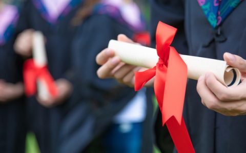 2025年全国高考本科录取分数线公布！附各大学最低分汇总